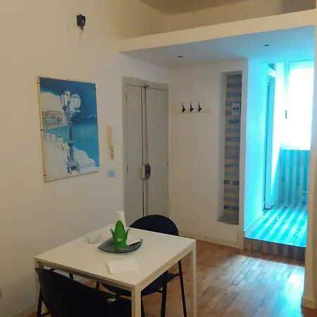 Holiday home Clear And Cheap